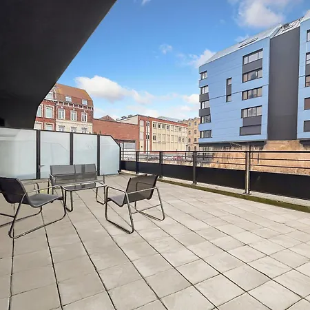 Cosy Avec Grande Terrasse *