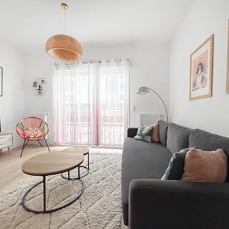 Cosy Avec Grande Terrasse *