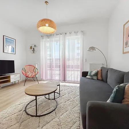 Cosy Avec Grande Terrasse *