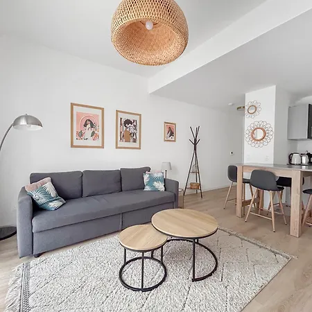 Cosy Avec Grande Terrasse